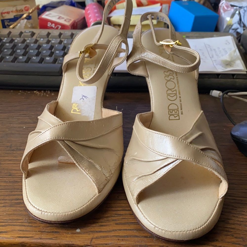 Tan heels sz. 7.5 W